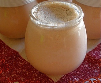 Iogurte Cremoso de Morango-Baunilha