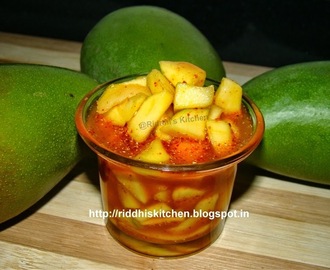 Zatpat Gor Keri ( sweet mango pickle)