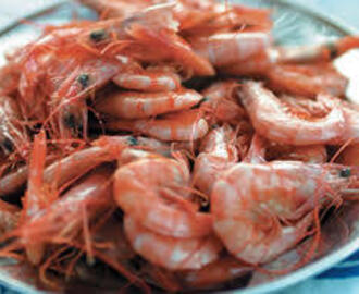 Cook With Me: Pepper Prawns with Curry Leaves