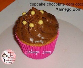 Cupcake chocolate com coco Xamego Bom