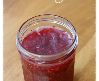 Raspberry Jam (with natural pectin)