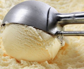 Πως κάνουμε παγωτό βανίλια,σοκολάτα,πραλίνα σε 10 λεπτά χωρίς παγωτομηχανή!