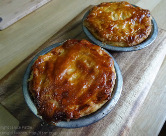 Mince and Cheese Pies and a PIE review