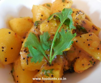 Potato Curry Recipe-Batata Ki Sabzi-Batata Nu Shaak or Sak-Potato Recipes 101