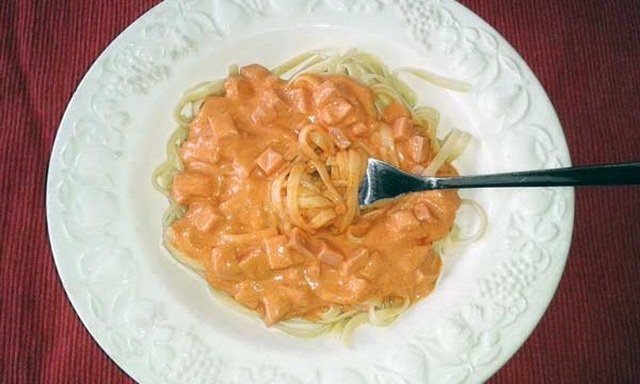 Receta de Pasta con Salsa Rosa de tomate y crema o nata