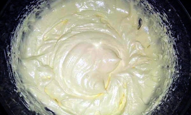 Receta de Frosting de Queso Crema y Mantequilla