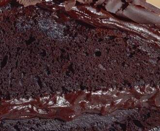 Σοκολατένιο κέικ με κρέμα από το icookgreek.com!