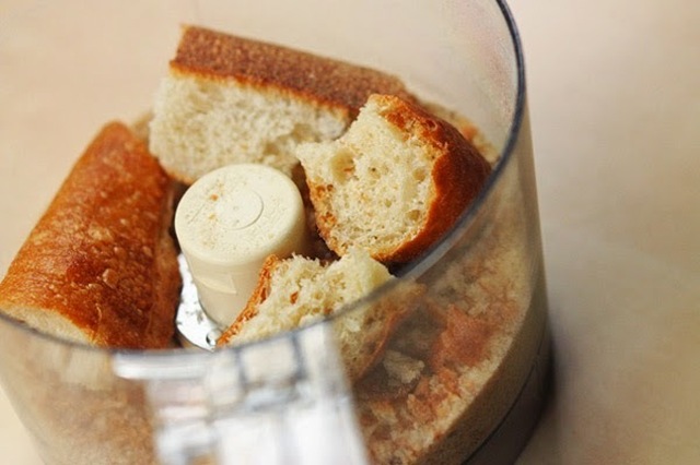 8 συνταγές για να αξιοποιήσεις το μπαγιάτικο ψωμί!