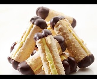 Roger van Damme Desserts - Bokkenpootjes met crème au beurre
