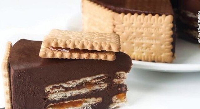 Τούρτα με  μπισκότα, σοκολάτα, και μαρμελάδα βερίκοκο από τον Στέλιο Παρλιάρο και τα Μπισκότα Παπαδοπούλου!