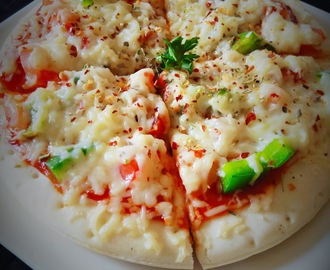 veg pizza on tawa | veg pizza | spicy veg pizza