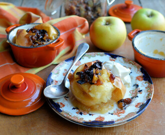 Duvet Apples & Frosty Mornings! Festive Baked Apples with Mincemeat and Honey