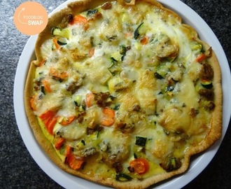 FoodBlogSwap februari 2014: Hartige taart met courgette, wortel, gehakt en gorgonzola
