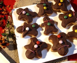 Χριστουγεννιάτικα μπισκότα σοκολάτας και κανέλας