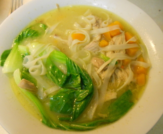 Soupy Thai Green Curry with noodles (slow cooked)
