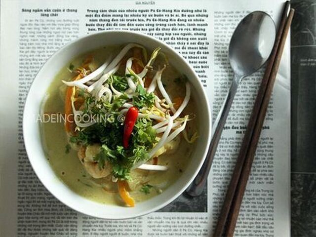 Soupe de coco aux crevettes façon Thaï