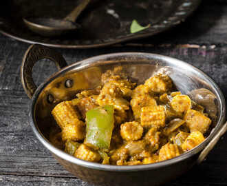 Karuvepillai Baby Corn Masala / Baby Corn & Curry Leaves Curry