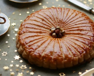 La galette des rois à la frangipane pour les nuls (amande et vanille) épiphanie pâte feuilletée goûter pâtisserie dessert