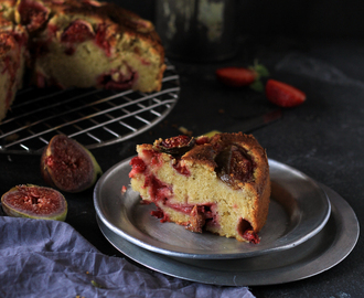 Strawberry and Fig Buttermilk Cake