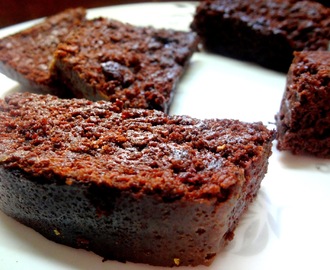 Beetroot chocolate cake ( Eggless , no butter )