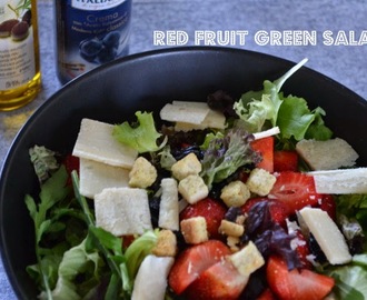 Σαλάτα με φρούτα του δάσους & παρμεζάνα - Red fruit parmezan salad
