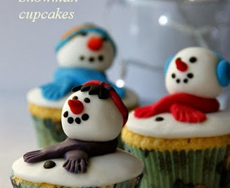 Mint snowman cupcakes