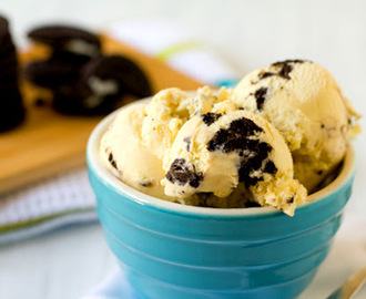 Παγωτό με γιαούρτι και μπισκότο σοκολάτας