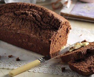 Εύκολο και γρήγορο σοκολατένιο ψωμί, από τον Ακη και το akispetretzikis.com!