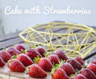 Τούρτα με Τριπλή Μους Σοκολάτας & Φράουλες - Triple Chocolate Mousse Cake with Strawberries