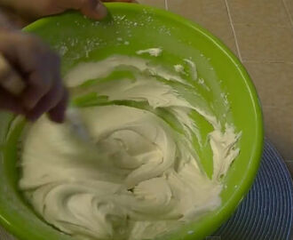 Crema de mantequilla (ButterCream) … ¡En solo 4 minutos!