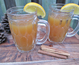 Hot Apple Cider with Rum