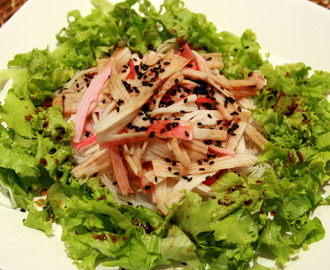 Salada de Kani e Bifum com Molho Adocicado de Shoyu e Gengibre