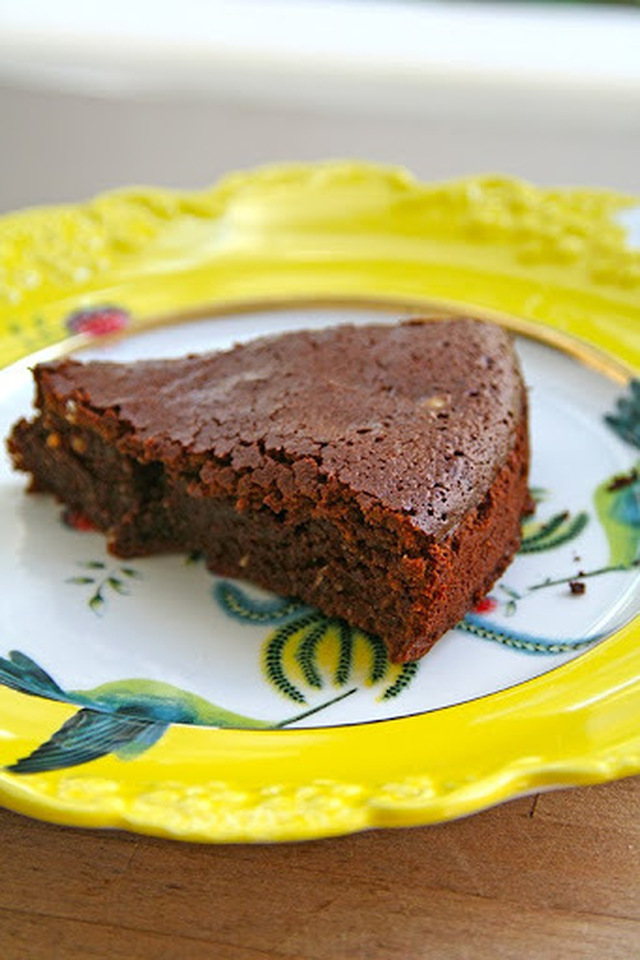 Chocolate, hazelnut and buckwheat cake - Κέικ με σοκολάτα, φουντούκια και φαγόπυρο
