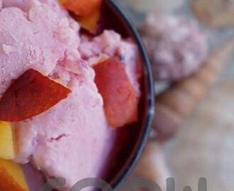 Frozen yogurt με φρέσκα φρούτα χωρίς παγωτομηχανή