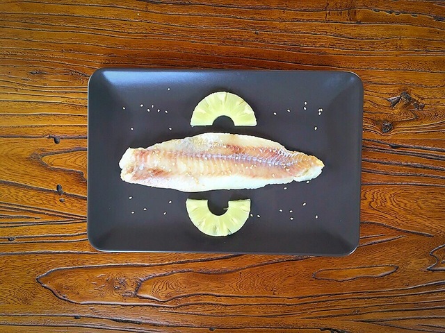 Filetes de pescado con piña