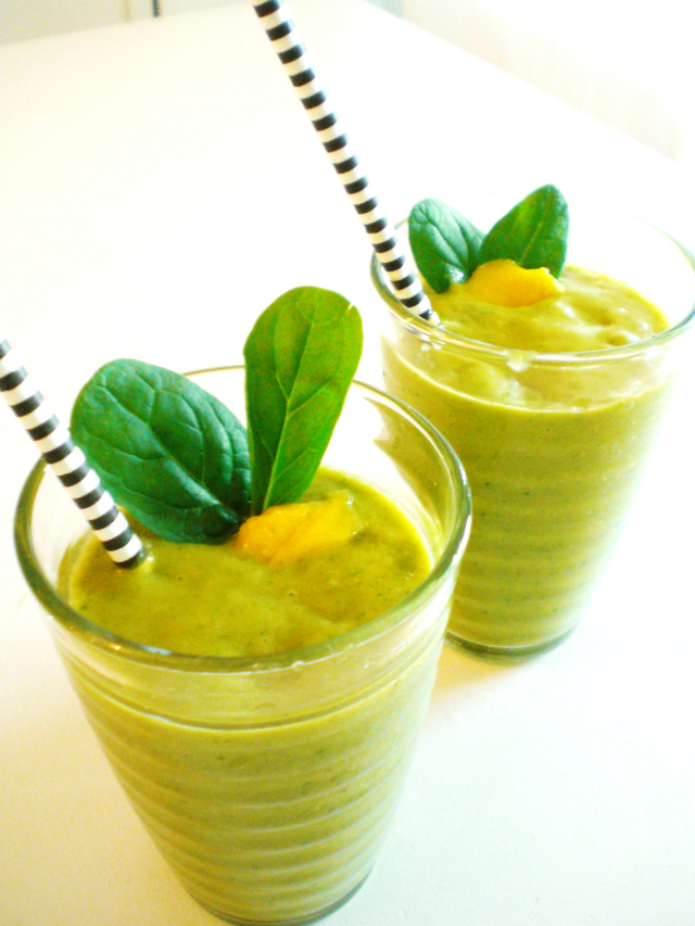 Tropisk grønn smoothie