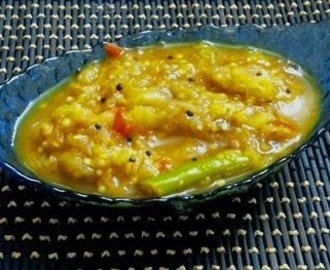 Sutta Kathirikkai Masiyal (Grilled and Mashed Eggplant Gravy)