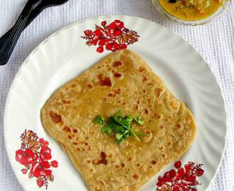 Soft Layered Chapathi Recipe / How to Make Layered Paratha