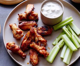 Buffalo Wings with Blue Cheese Dipping Sauce