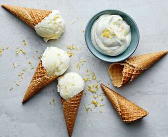 Frozen yoghurt med vanilj och citron