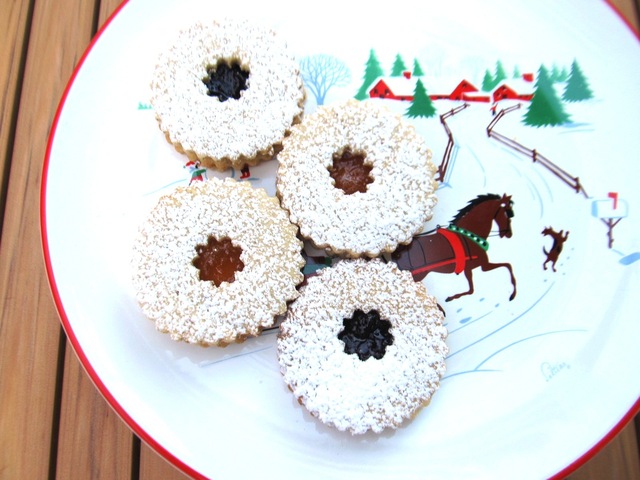 Linzer Cookies...and White Christmas Recipe Challenge