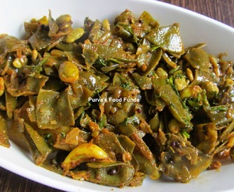 Lal / Kalya Ghevadyachi Bhaji ~ Hyacinth Beans Curry
