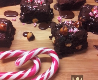 Χριστουγεννιάτικα σοκολατένια brownies...με ρούμι & φουντούκια
