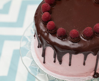 Sjokoladekake med bringebær og SMBC
