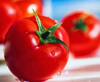 Ντομάτα: Ένα “Καλλυντικό” στην Κουζίνα σας με Σπουδαία Θρεπτική Αξία
