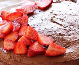 Νηστίσιμη σοκολατένια τούρτα, από την Ερμιόνη Τυλιπάκη και το «The one with all the Tastes»!