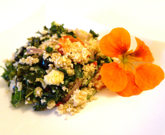 Couscous salat med grønnkål, cilli og valnøtter