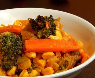 broccoli carrot and corn masala curry