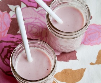 Make Your Own Strawberry Milk!