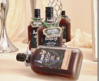 Il 13 giugno alla Reggia di Caserta la Distilleria Petrone ha presentato AmaRè, il primo liquore realizzato con le erbe del Real Giardino Inglese